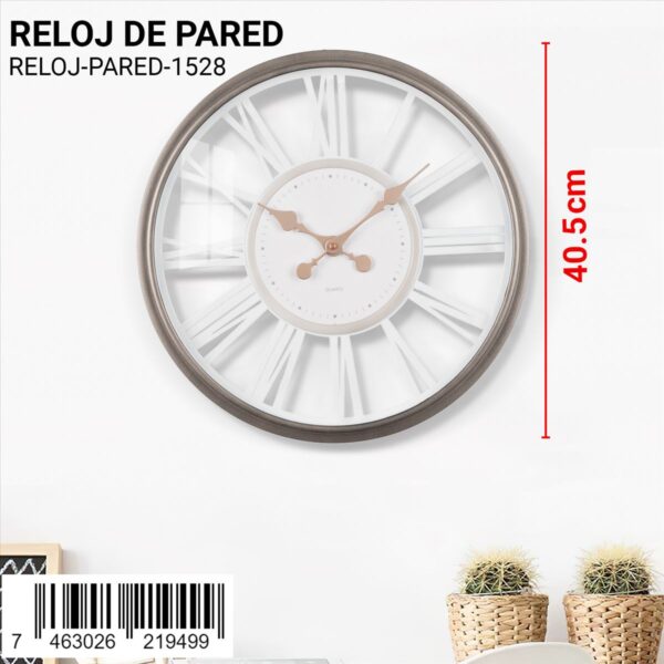 Reloj de pared clásico